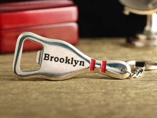 Брелок открывалка "Brooklyn"